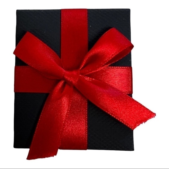 NWT Women’s Earrings Lab Created White Sapphire Sterling Silver Measures 1/4” - Picture 3 of 6